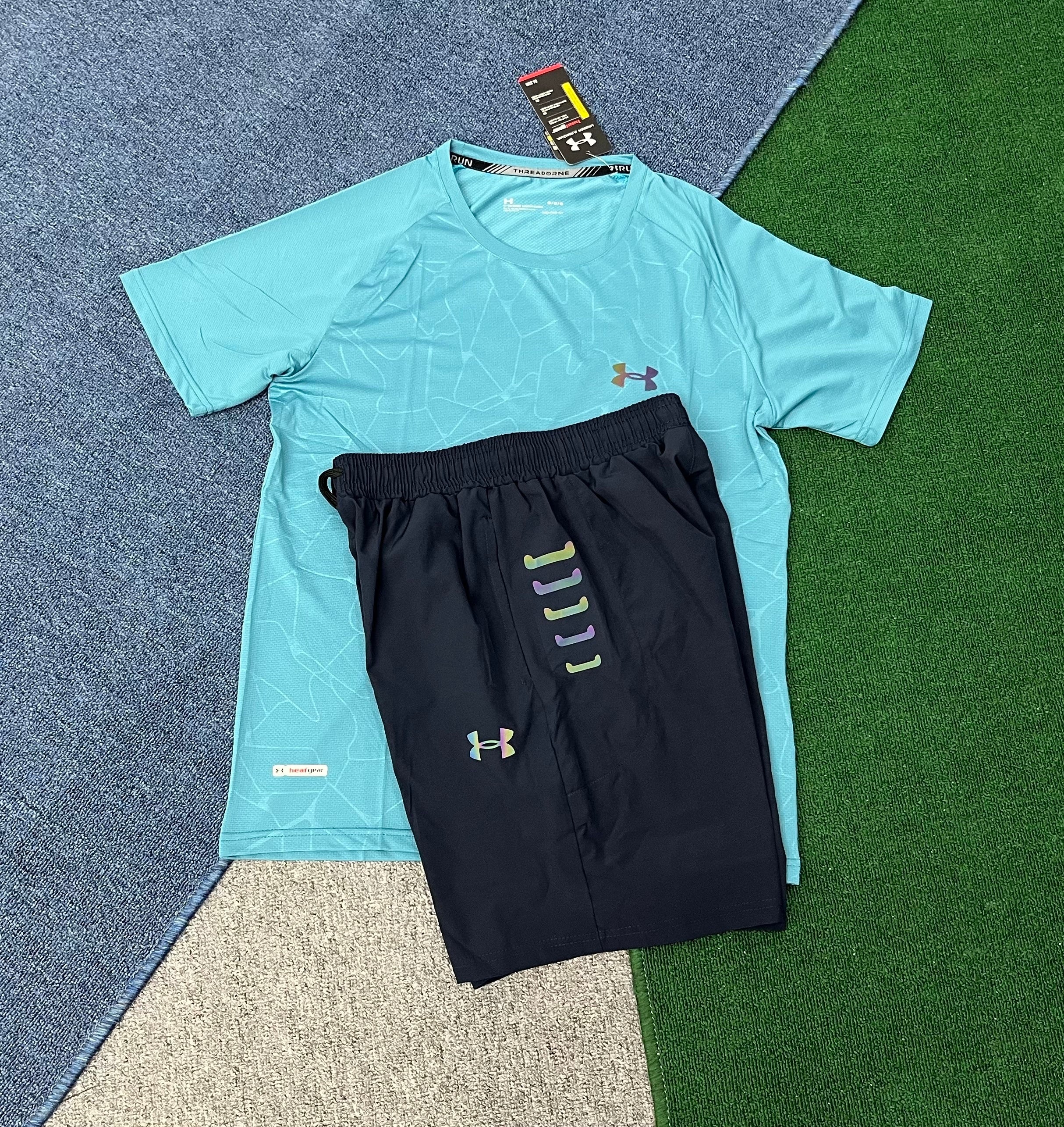 UNDER ARMOUR ENSEMBLE T-SHIRT ET SHORT | 026