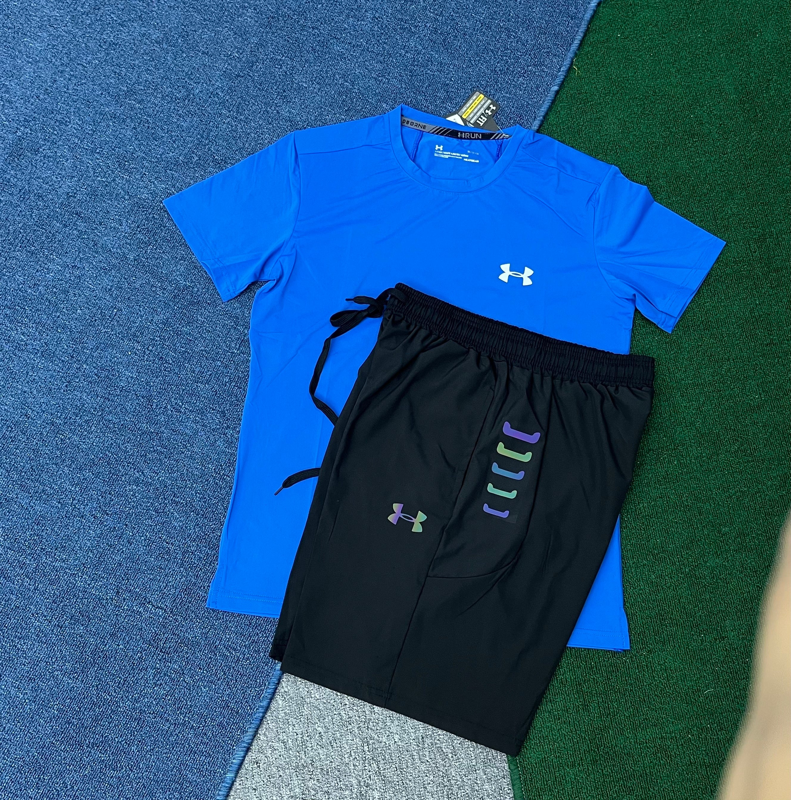 UNDER ARMOUR ENSEMBLE T-SHIRT ET SHORT | 027